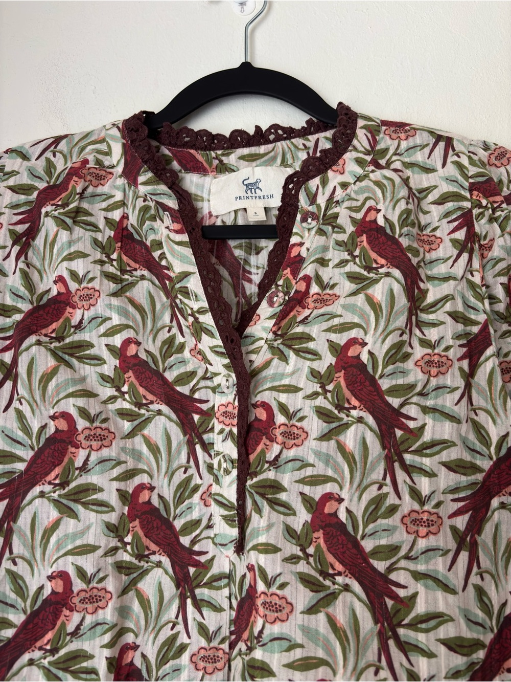 Printfresh On The Books Blouse - Birdsong Latte Foam Size Small Scallop Trim - Picture 4 of 10